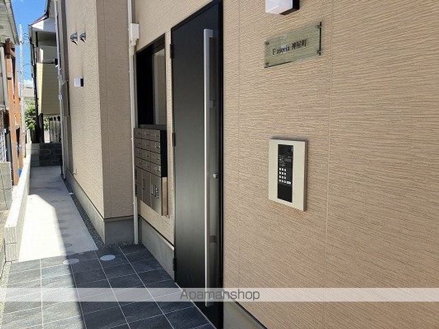 F ASECIA 神屋町の玄関写真