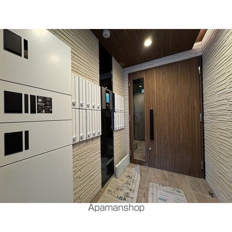 NORTH LIFE美園の玄関写真