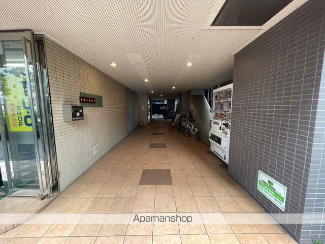 フレールK&Yの玄関写真