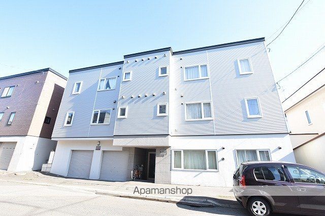 札幌市東豊線 新道東駅 徒歩5分 3階建 築22年の外観写真