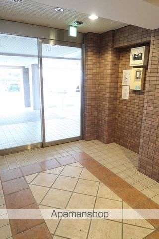 フジスター本郷マンション.の玄関写真