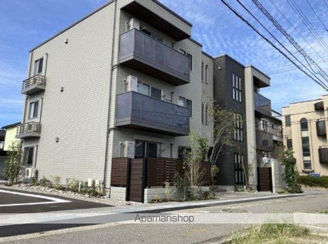 シャーメゾン アグストの外観写真