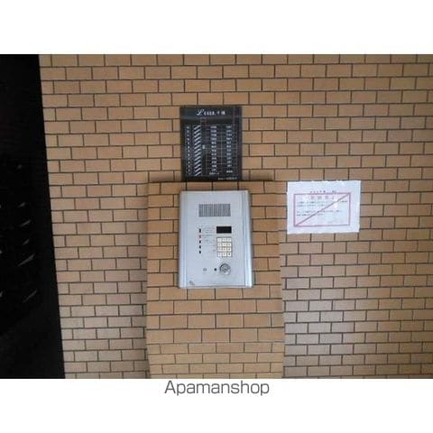 ロジェ千種の玄関写真