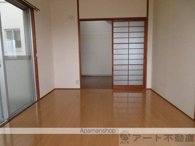 越智ハイツの内装写真