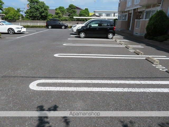 【香取市小見川のアパートの写真】