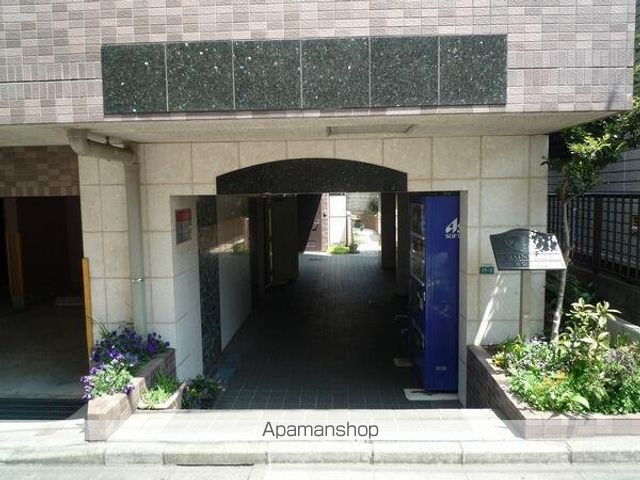 メインステージ池袋本町IIIの玄関写真
