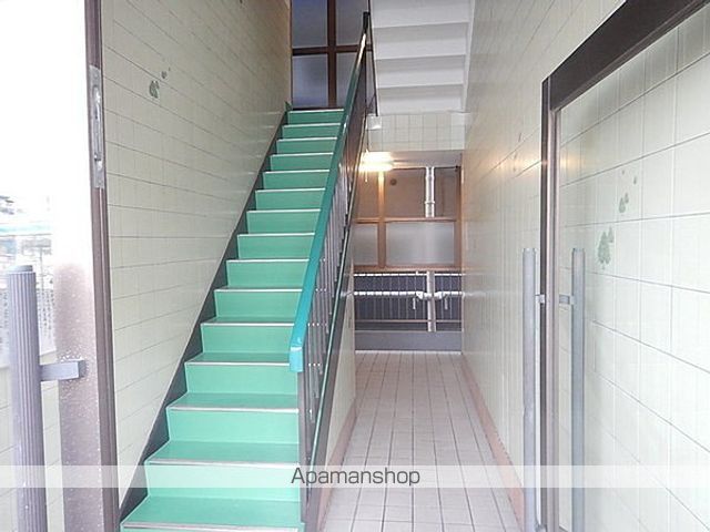 パレットハイツの玄関写真
