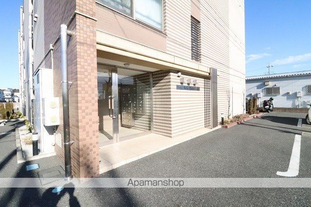 ベルプレーヌの玄関写真