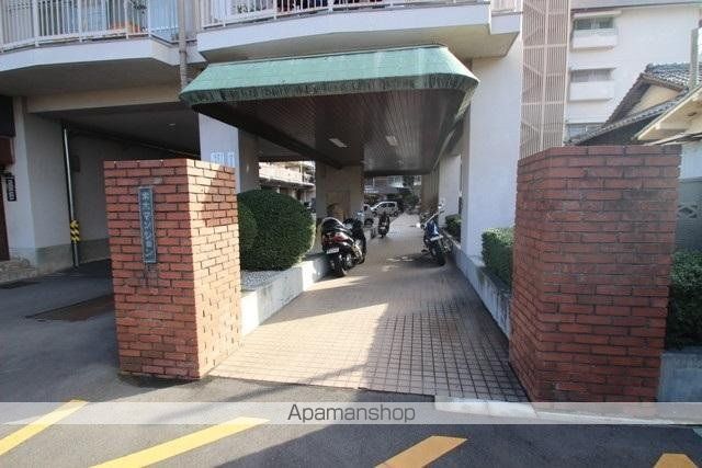 労住協第9ビル木太マンションの玄関写真