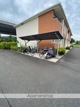 香川県高松市前田東町[1LDK/45.34m2]の共用部1