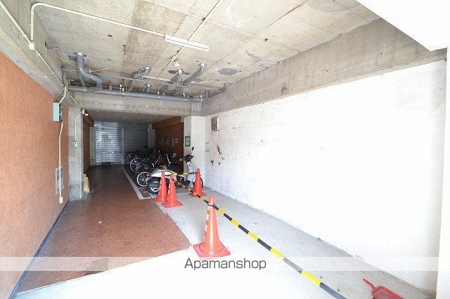 福助堂ビルの玄関写真