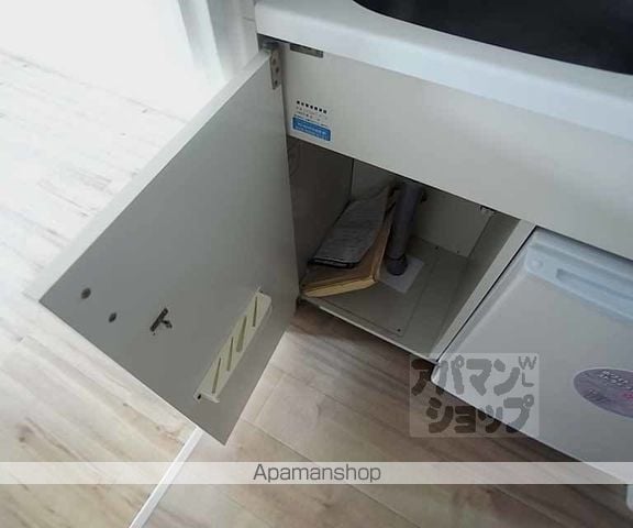 アクシルコート堀川今出川の内装写真