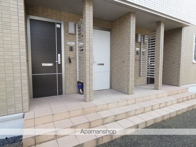 アンジュ ド ボヌール C棟の玄関写真