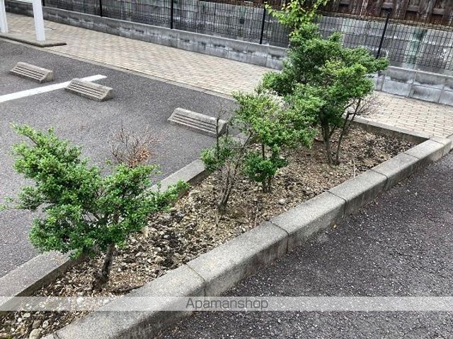 レオネクストカズキの内装写真