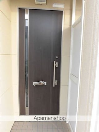 Ａｘｃｉｓ[1R/32.57m2]のエントランス2