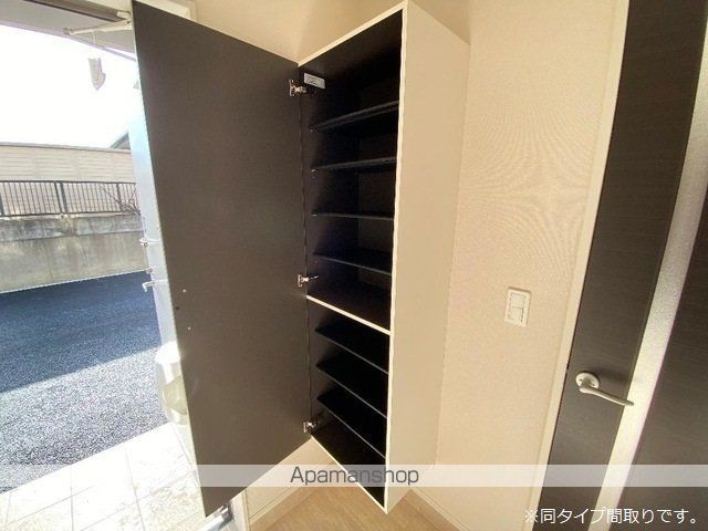 常磐線 牛久駅 徒歩30分 2階建 築2年の内装写真