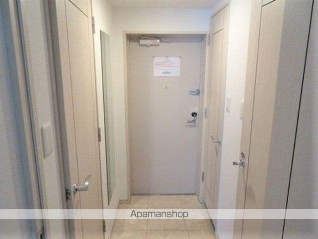 東京都千代田区神田多町２丁目[1DK/30.57m2]の玄関