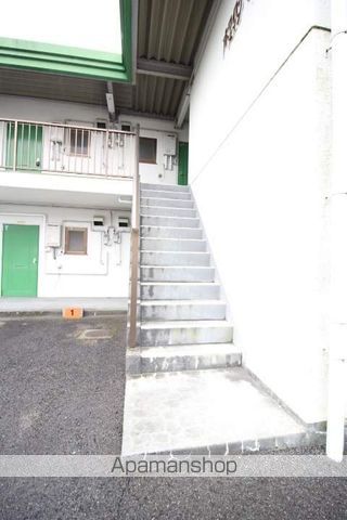 ホワイトメゾンブランセの玄関写真