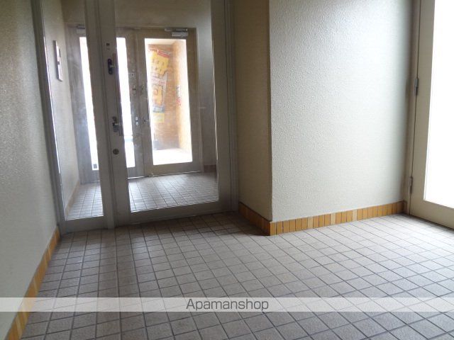 ハートマンションの玄関写真