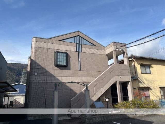 アスパラ館の外観写真