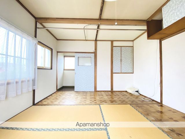 函館市電本線湯川線 柏木町駅 徒歩5分 2階建 築52年の内装写真