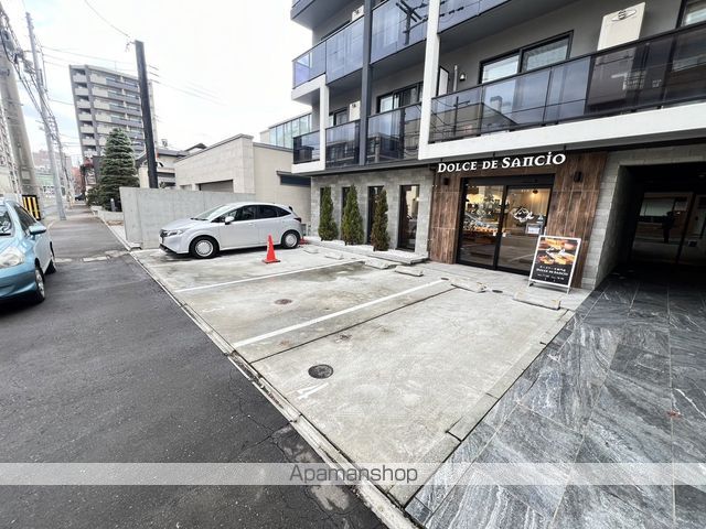 AXISーWILL 323. 裏参道のその他写真