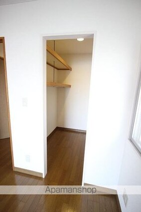 キュービックパレス[2LDK/60.39m2]の収納