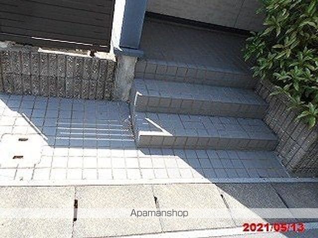 レオパレスことぶきの玄関写真