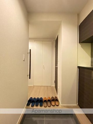 クレヴィア[2LDK/63.4m2]の玄関