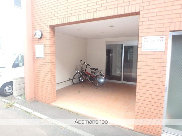 CASA COMODOの玄関写真