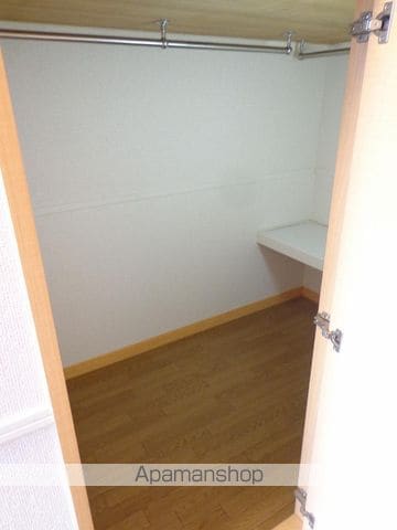 レオパレスリビングメイト学園前の内装写真