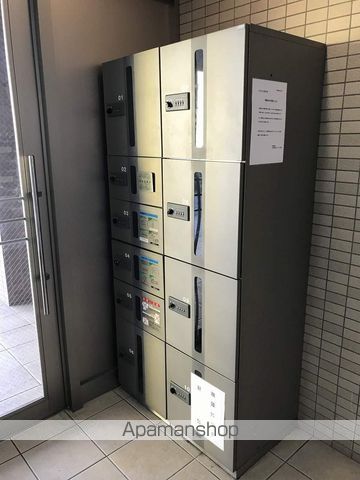 ウイステリアの玄関写真