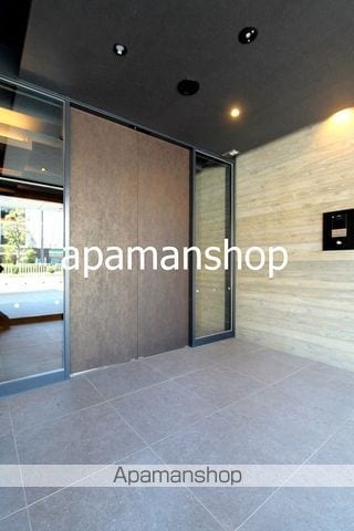 アリヴィスKUJYOの玄関写真