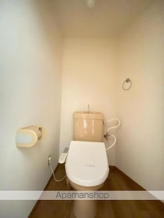 ＣＡＬＶＥＲＴ西宝町[2K/29.64m2]のトイレ