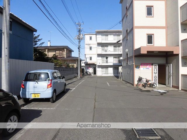 171マンションB棟の外観写真