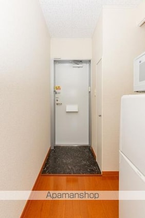 サンライズ牟礼[1K/23.18m2]の玄関