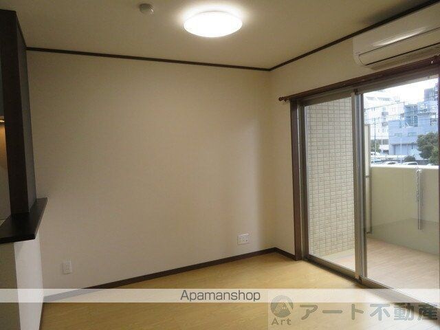 ＡＮＮＥＸ　Ｒａｉｎｂｏｗ　Ｔｏｗｅｒ[1LDK/33m2]のリビング・居間