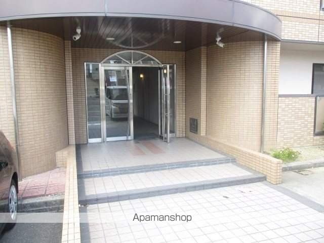 ファミーユ2の玄関写真
