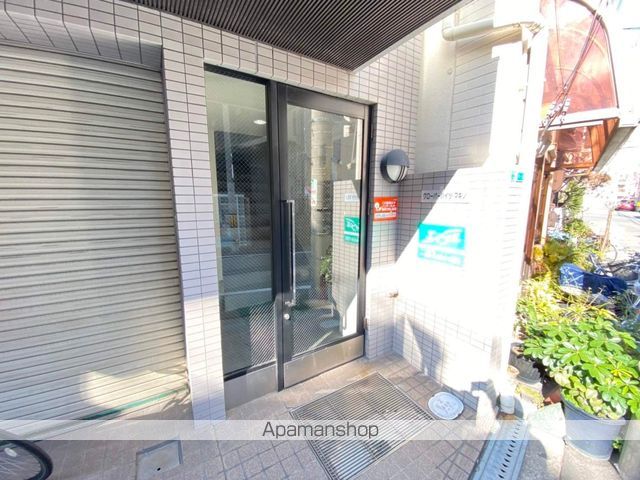 クローバーハイツマキノの玄関写真
