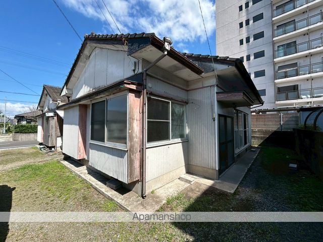 中島貸家の外観写真