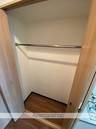 広島県広島市南区金屋町[1R/26.13m2]の収納