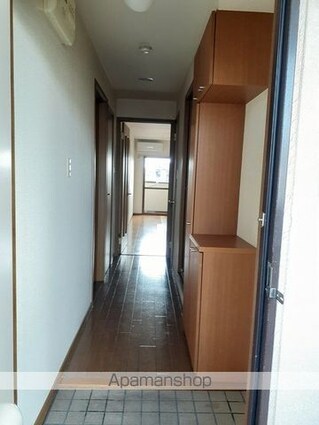 フォンテーヌ・パレスＢ[2LDK/55.08m2]の玄関