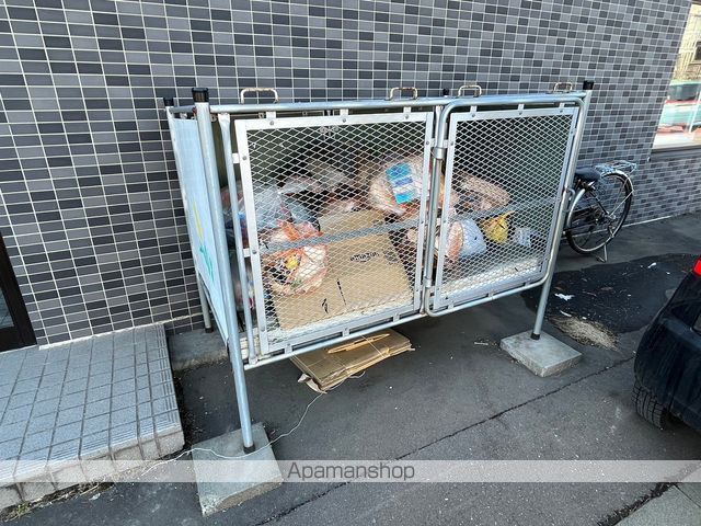 フローレンスのその他写真