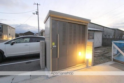 香川県高松市木太町[2LDK/49.6m2]の共用部1