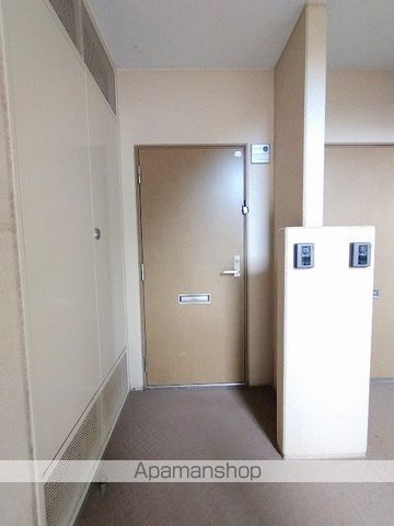 フィール野川Bの玄関写真
