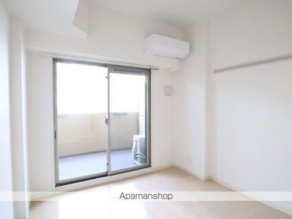 プレサンス泉アーバンゲート[1R/20.16m2]のリビング・居間