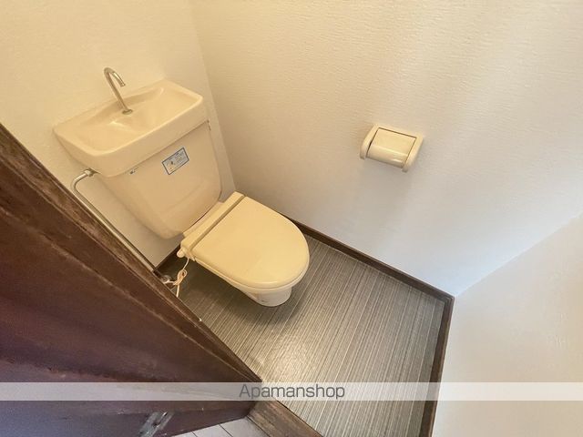 ウッドハウス追分の内装写真
