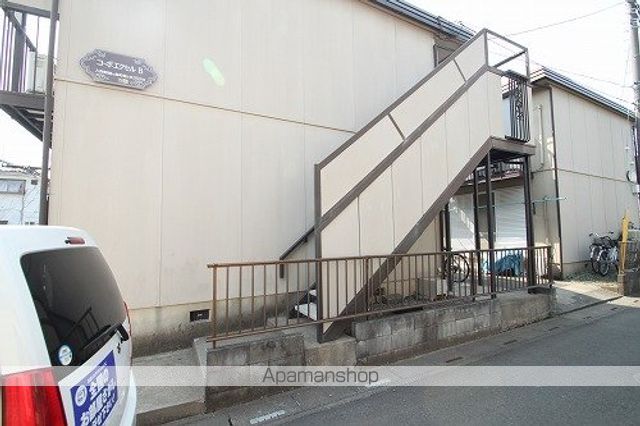 コーポエクセルA棟の玄関写真