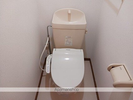 サンライフ[2LDK/58.79m2]のトイレ