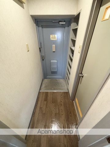 シーラカンスの内装写真